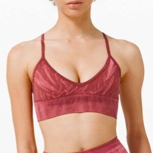 Lululemon Ebb To Street Bra A/B Cup *Wash
Stone Wash Chianti Size 6